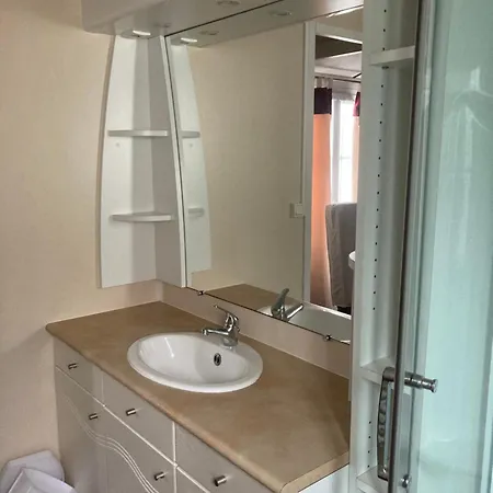 Дом отдыха Mobil 4 Pers Dans 5 Etoiles Avec Piscine Et Acces Direct