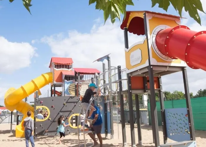 Mobil 4 Pers Dans 5 Etoiles Avec Piscine Et Acces Direct Brétignolles-sur-Mer